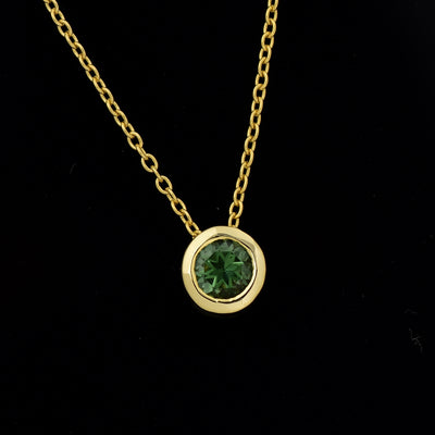 Round Green Quartz Solitaire Necklace