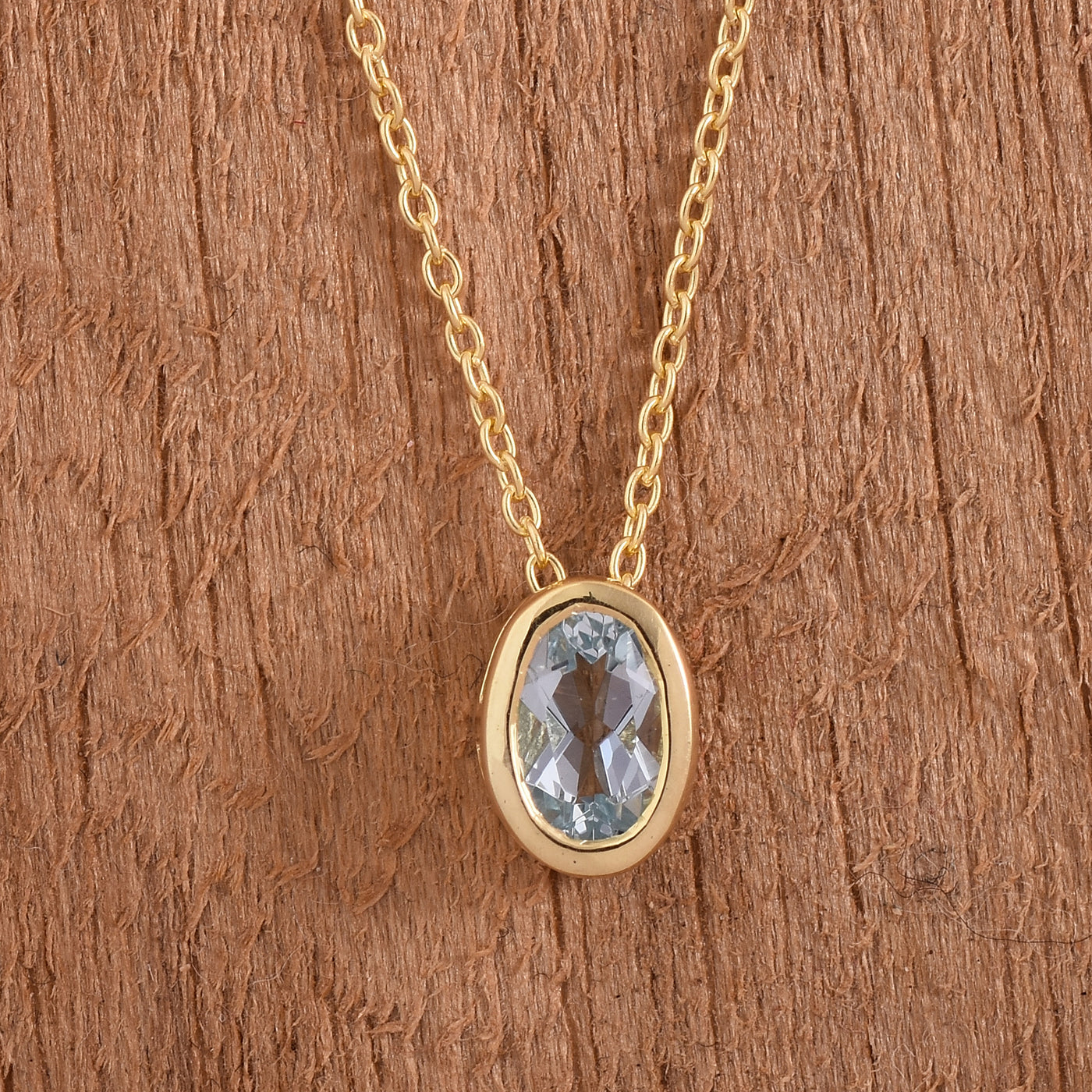 Oval Aquamarine Solitaire Chain Necklace